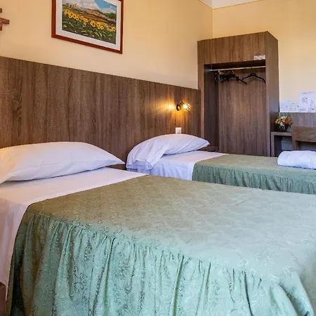 호텔 La Tavola Rotonda 아시시